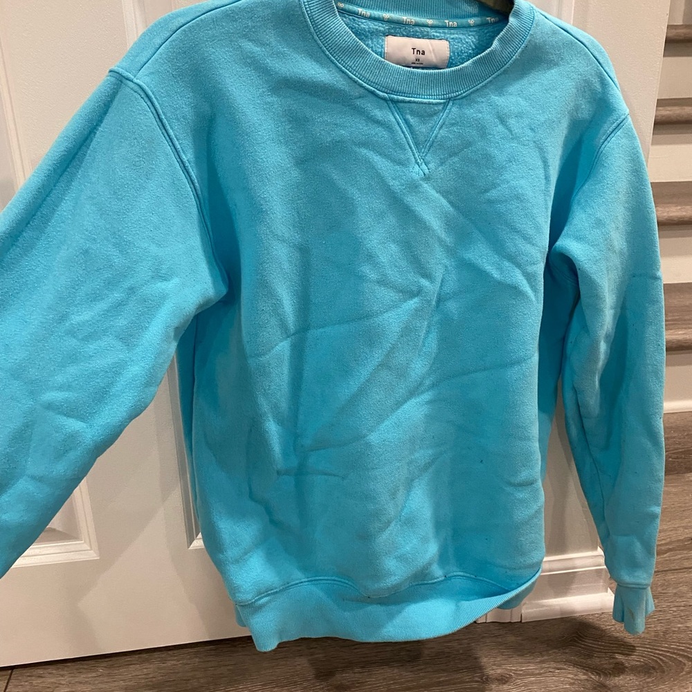 TNA aritzia crewneck